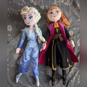 Disney Frozen 25-Inch Jumbo Singing Plush Set of Elsa and Anna